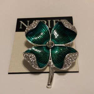 🍀4 LEAF CLOVER BROOCH🍀
